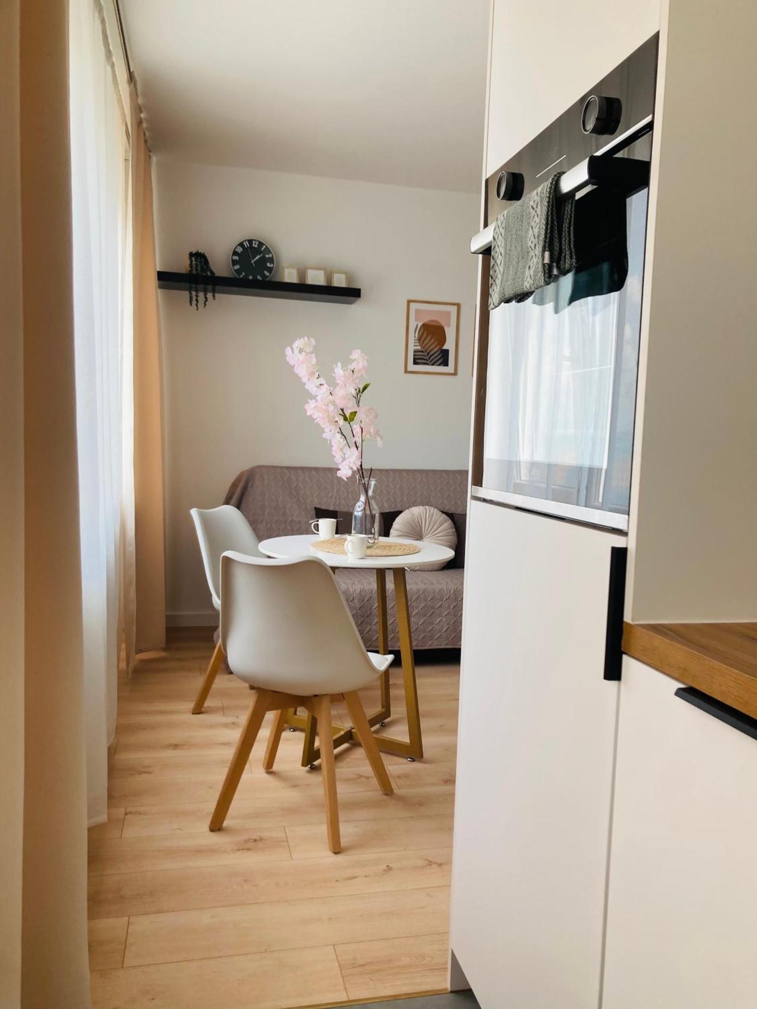 Apartament Sweet Heart Apartment Жешов Екстериор снимка